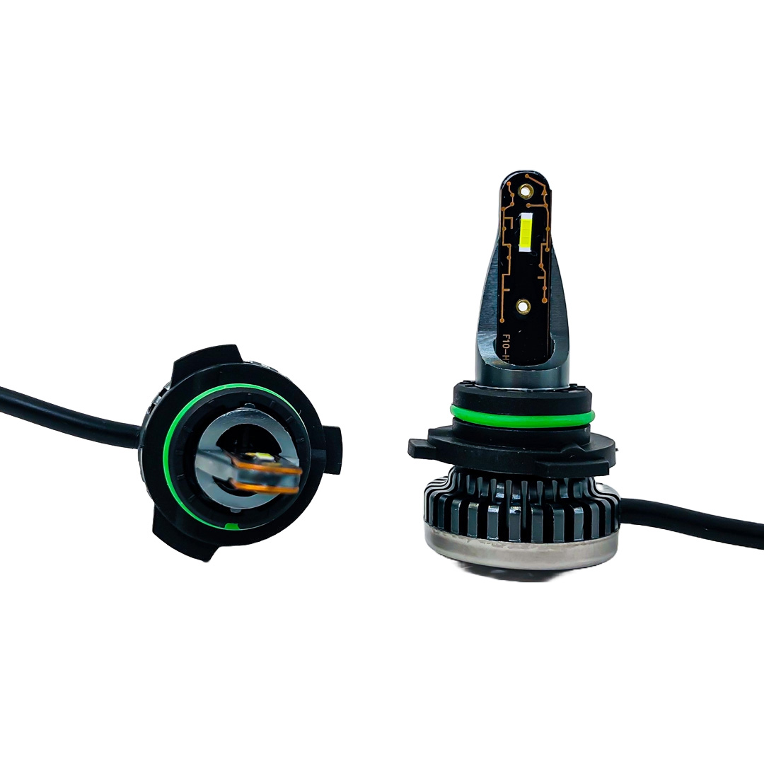 LED 9006 (HB4) 12 V. 42 W. SIN COOLER 30000 LMN (R8)